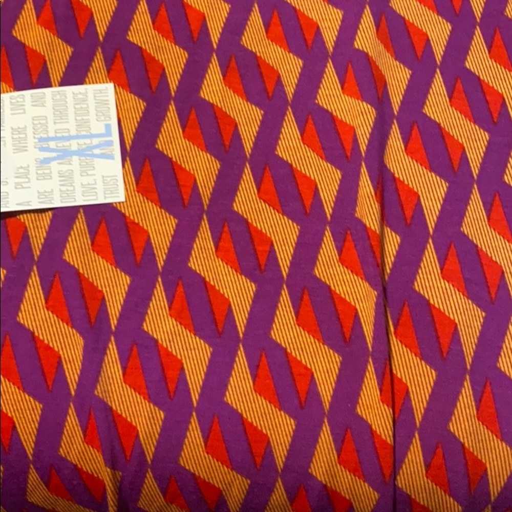 LuLaRoe Irma Tunic